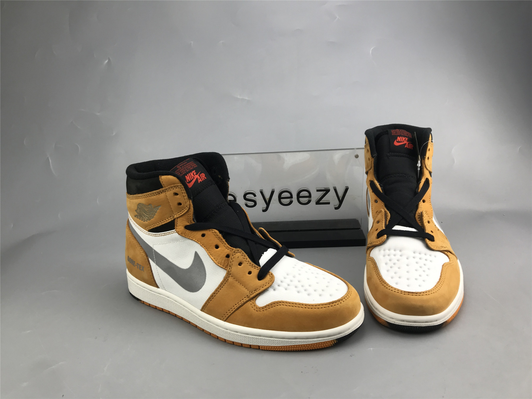 UA AIR JORDAN 1 HIGH ELEMENT GORE-TEX 