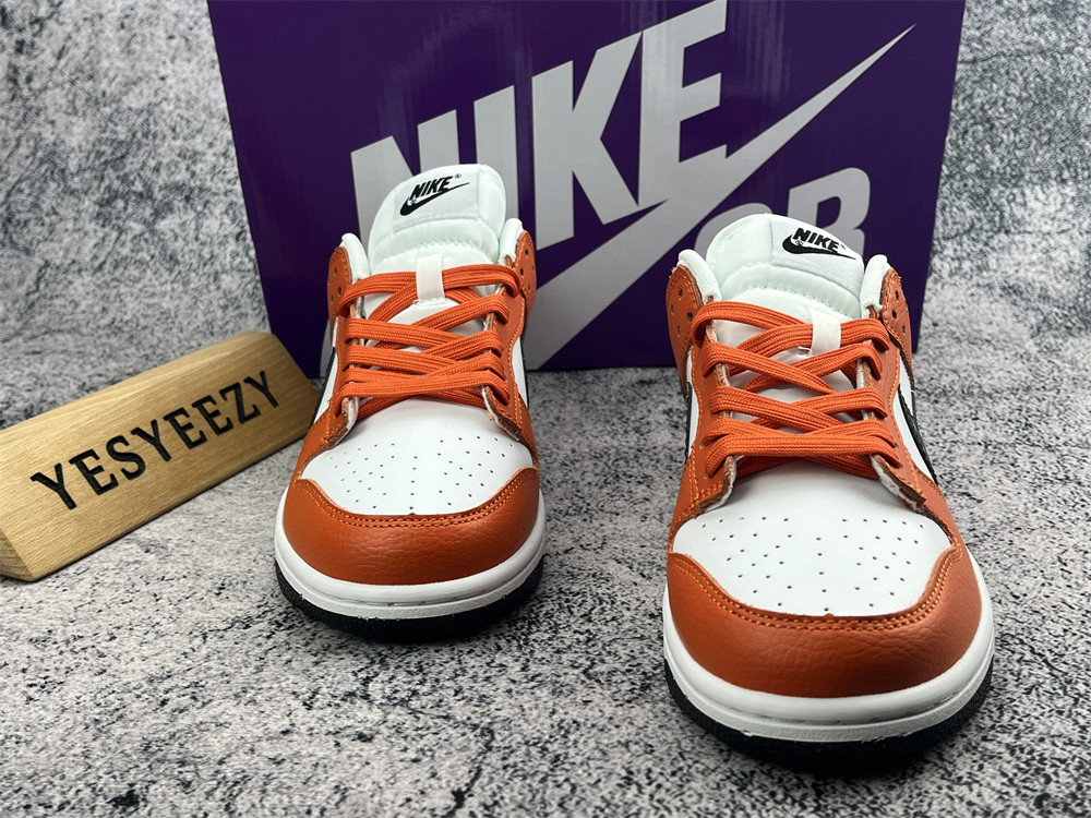 UA DUNK LOW RED
