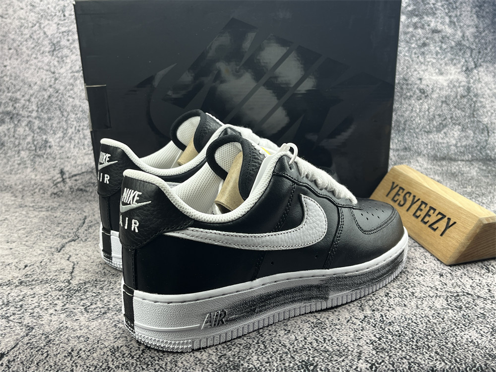 UA Nike Air Force 1 Low