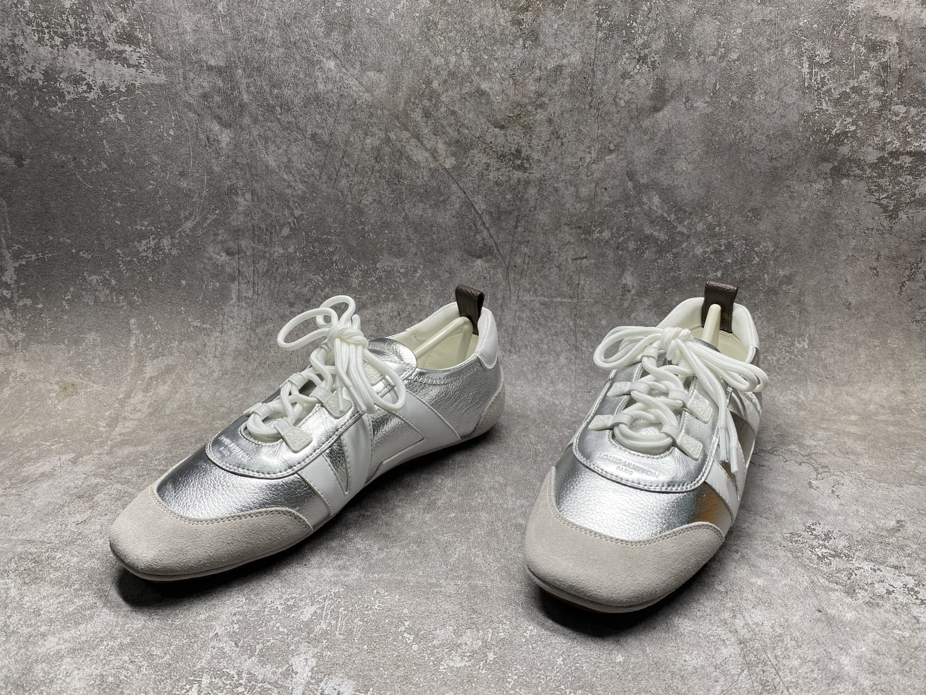 UA LV Sneaker