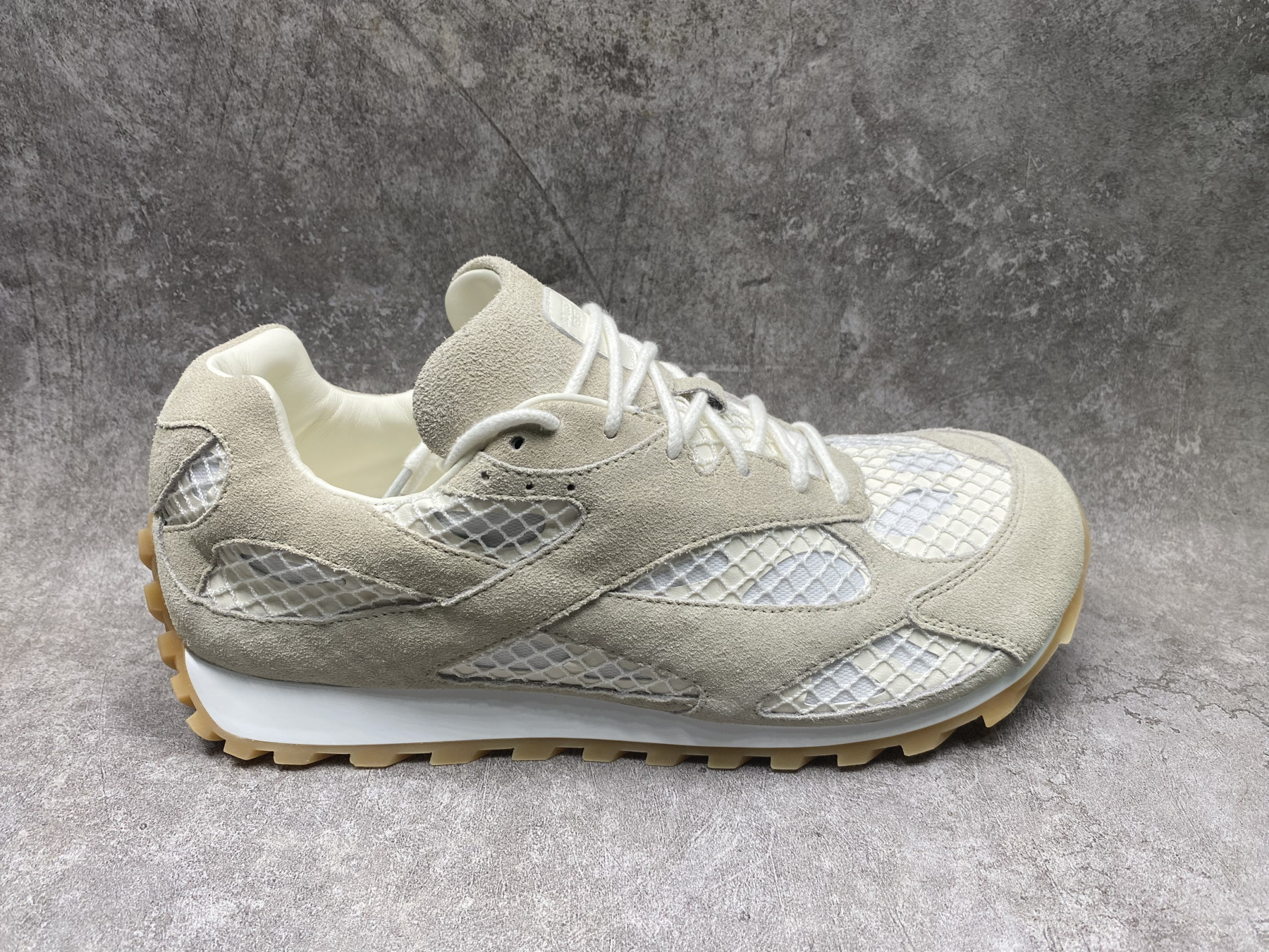 UA B0tt*ga Ven*ta Orbit Sneaker