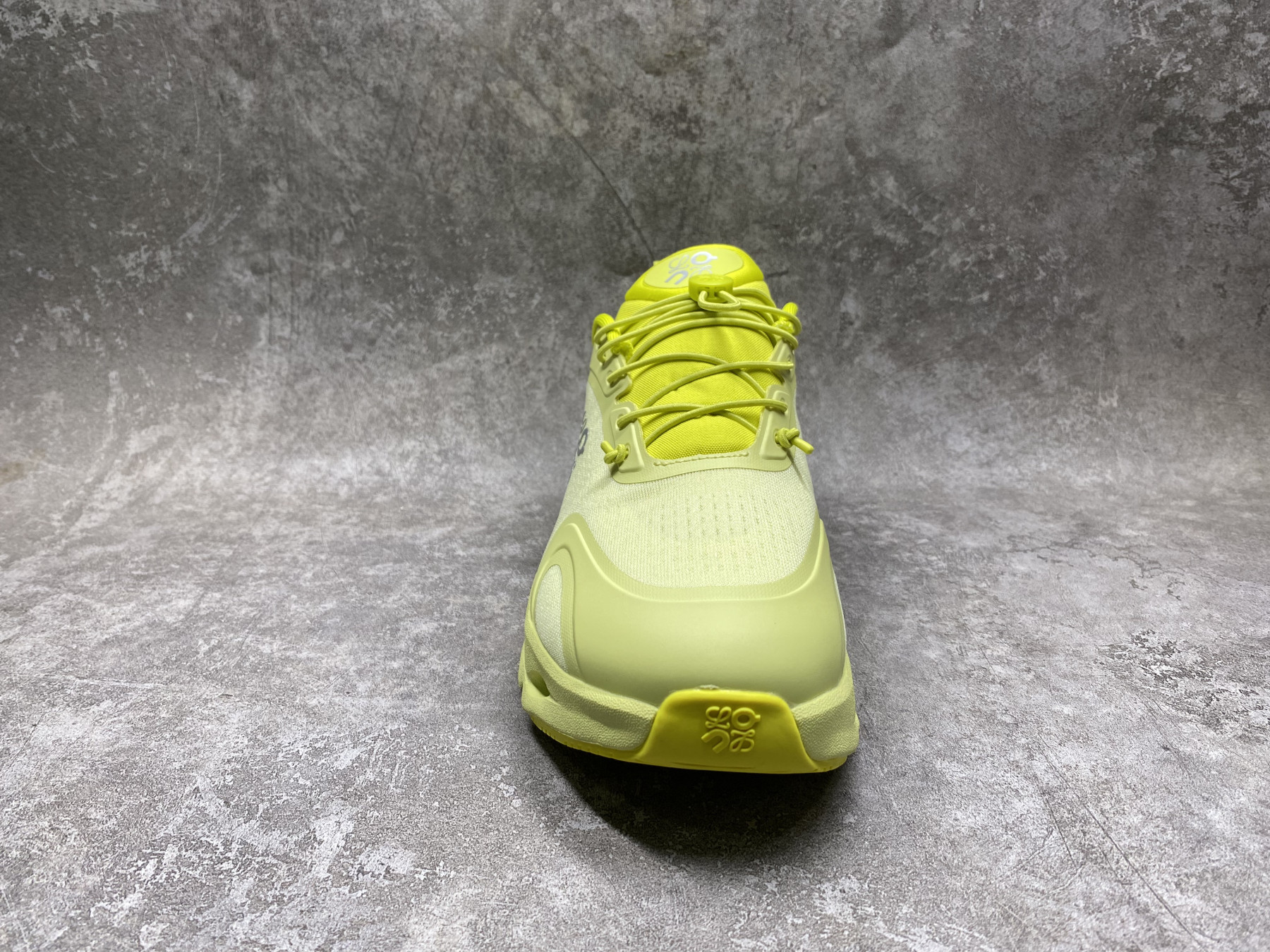 UA L0ew* x On Cloudtilt sneaker