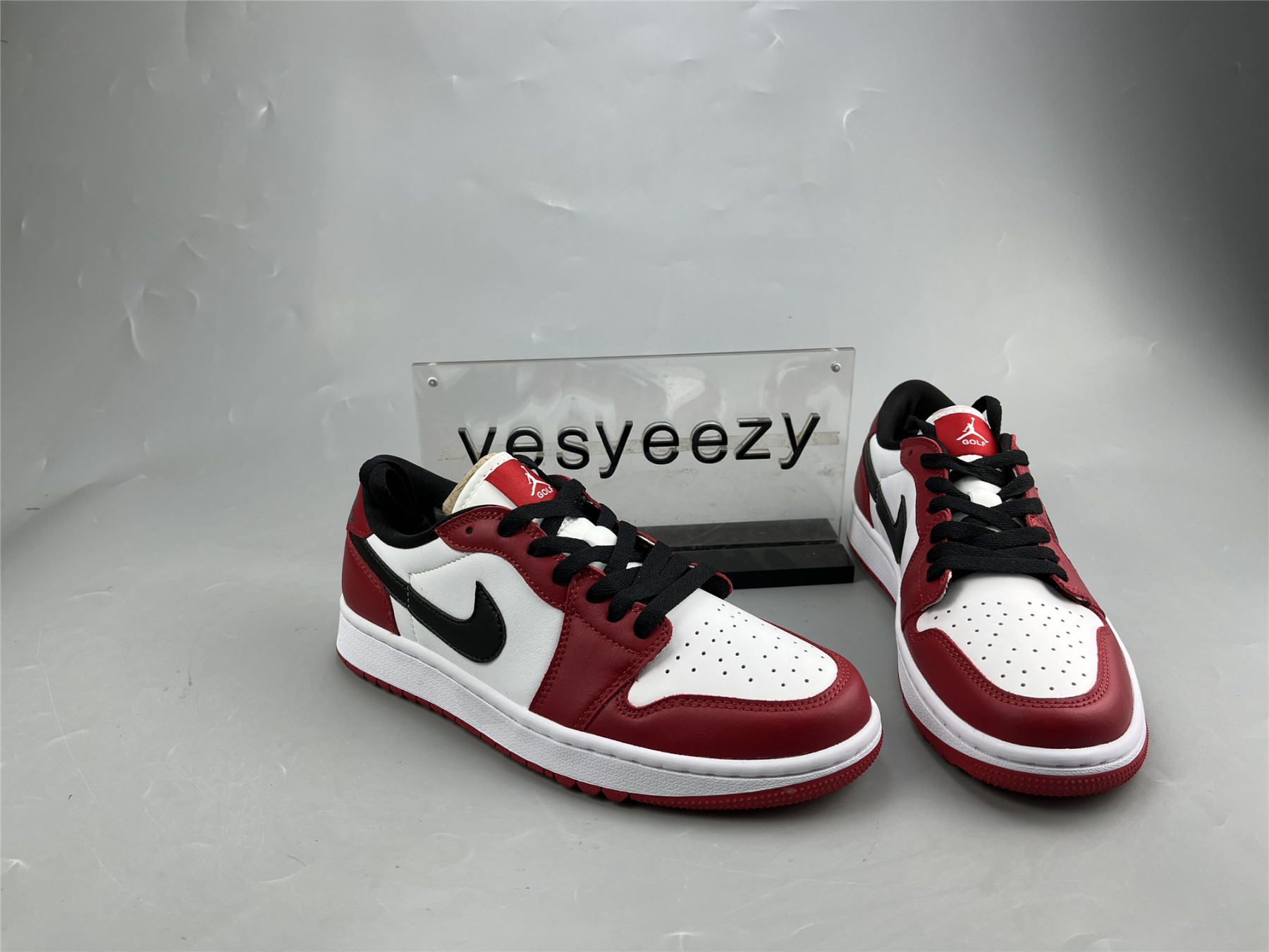 UA AIR JORDAN 1 LOW GOLF 
