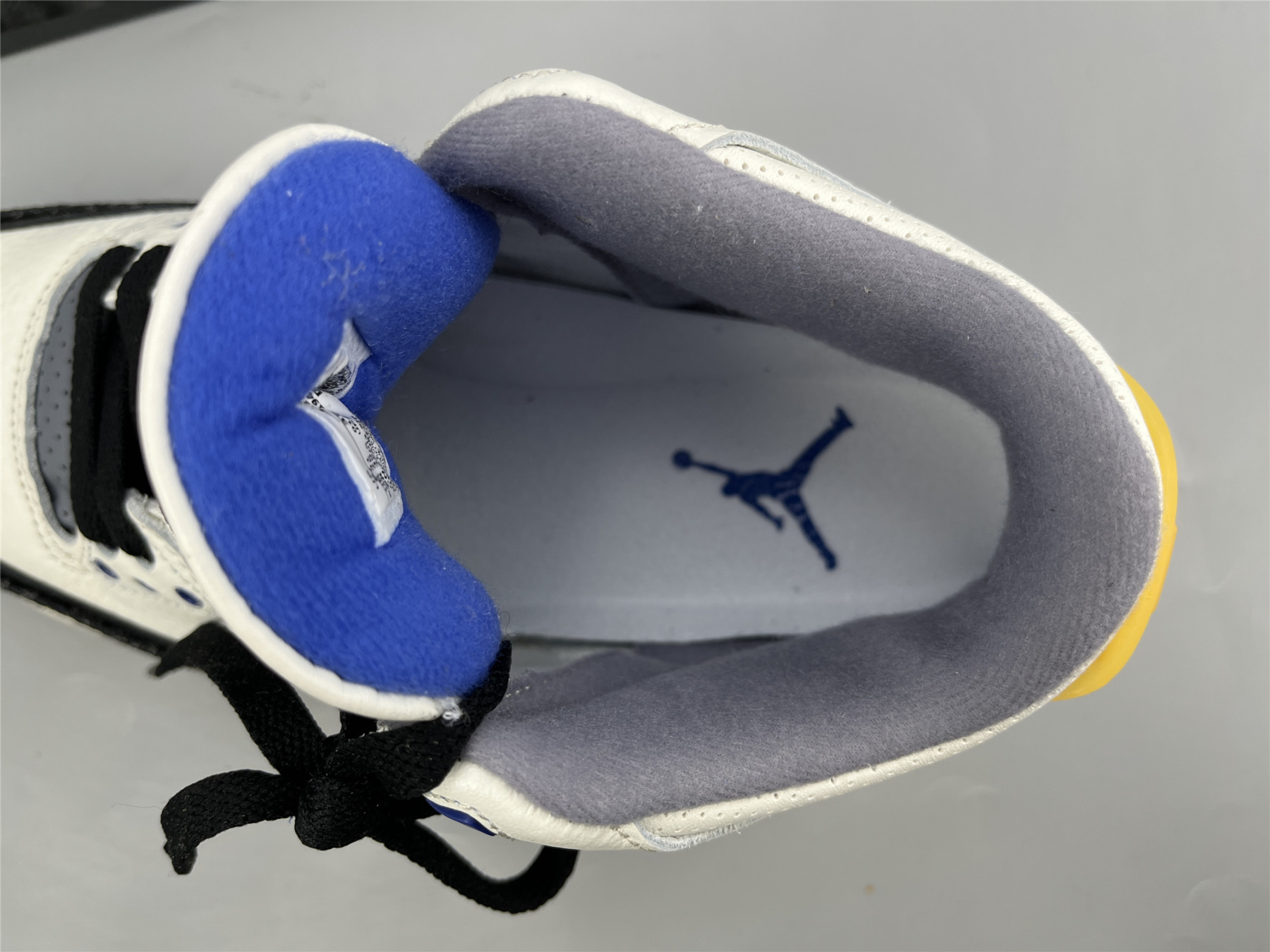 UA AIR JORDAN 3 RETRO GS 