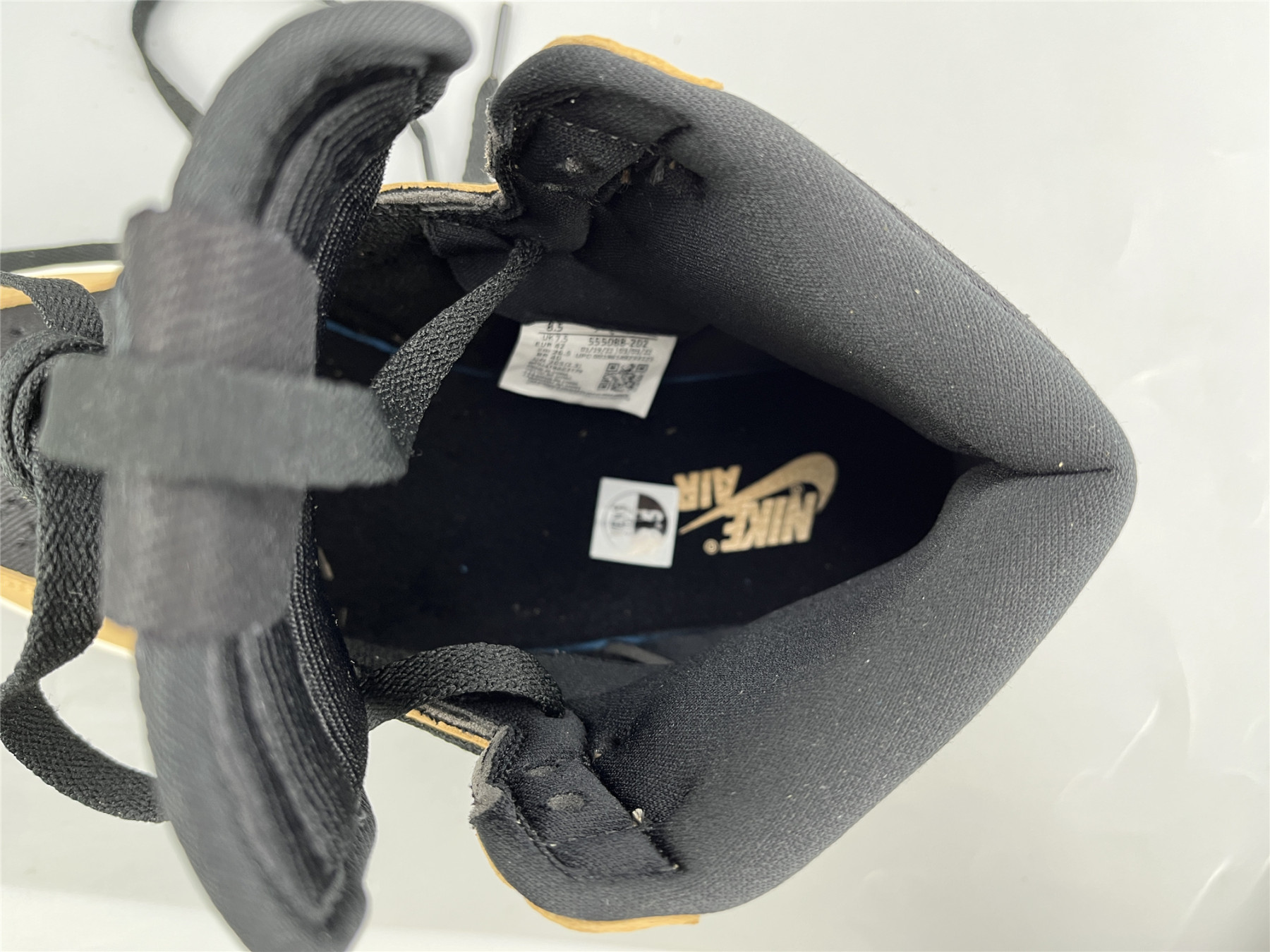 UA AIR JORDAN 1 RETRO HIGH OG 