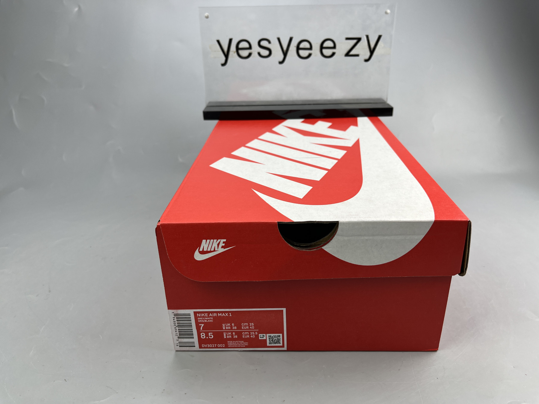 UA NIKE AIR MAX 1 GREY WHITE