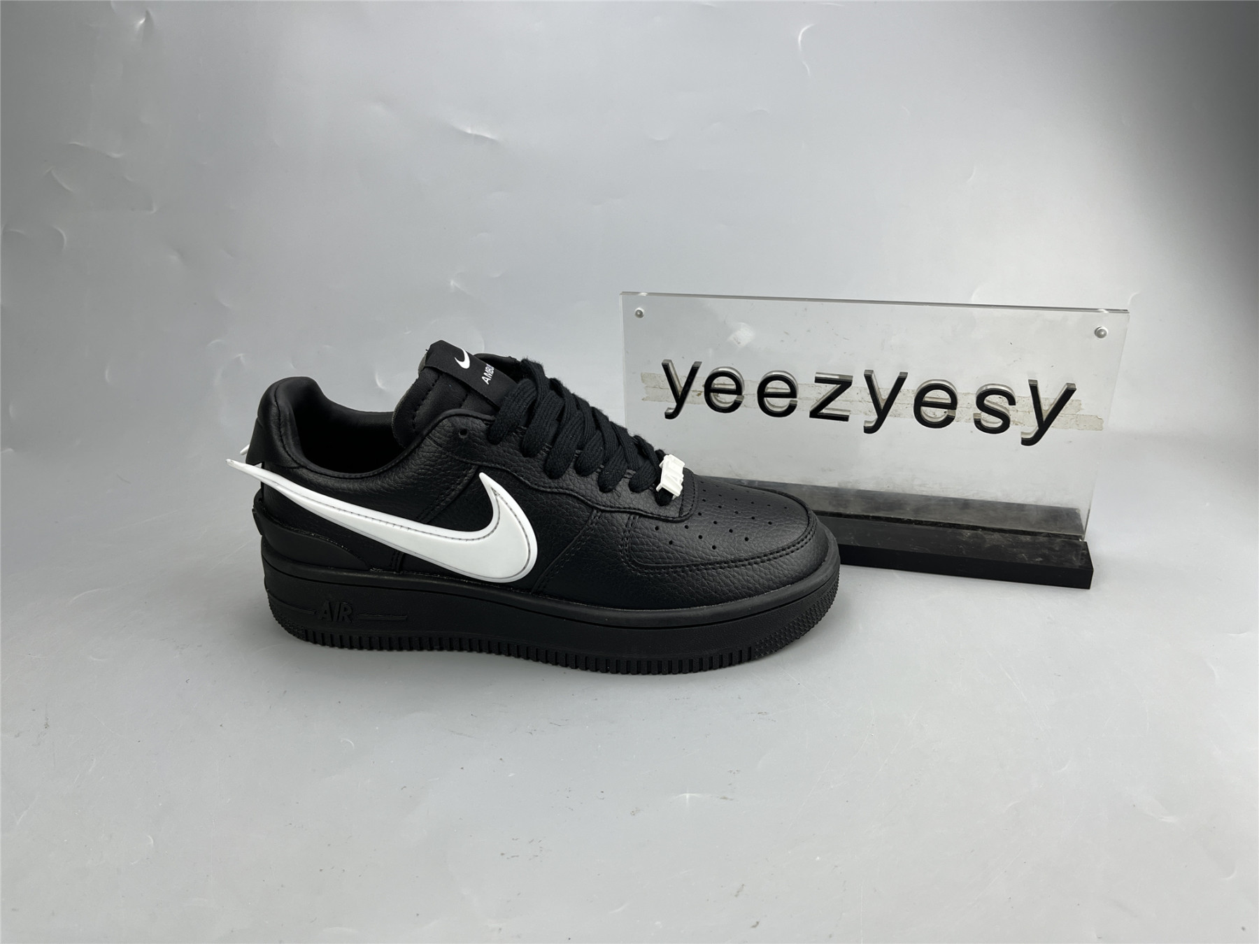 UA NIKE AMBUSH X AIR FORCE 1 LOW 