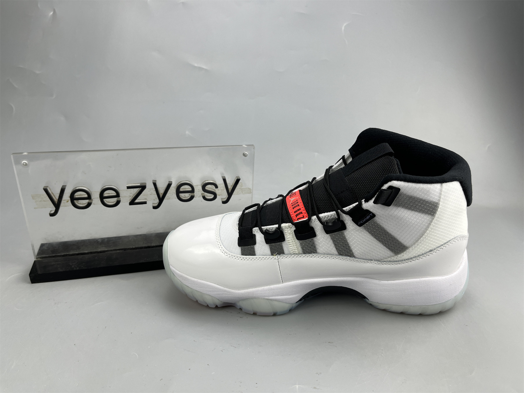 UA AIR JORDAN 11 ADAPT 