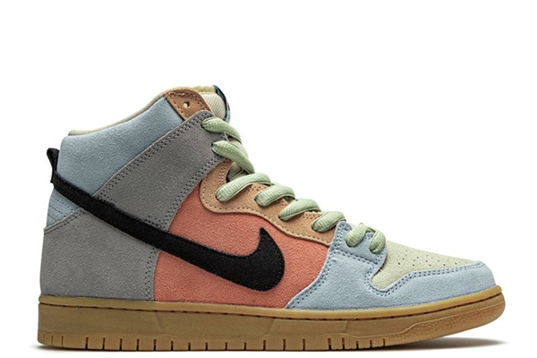 UA NIKE DUNK HIGH SB SPECTRUM