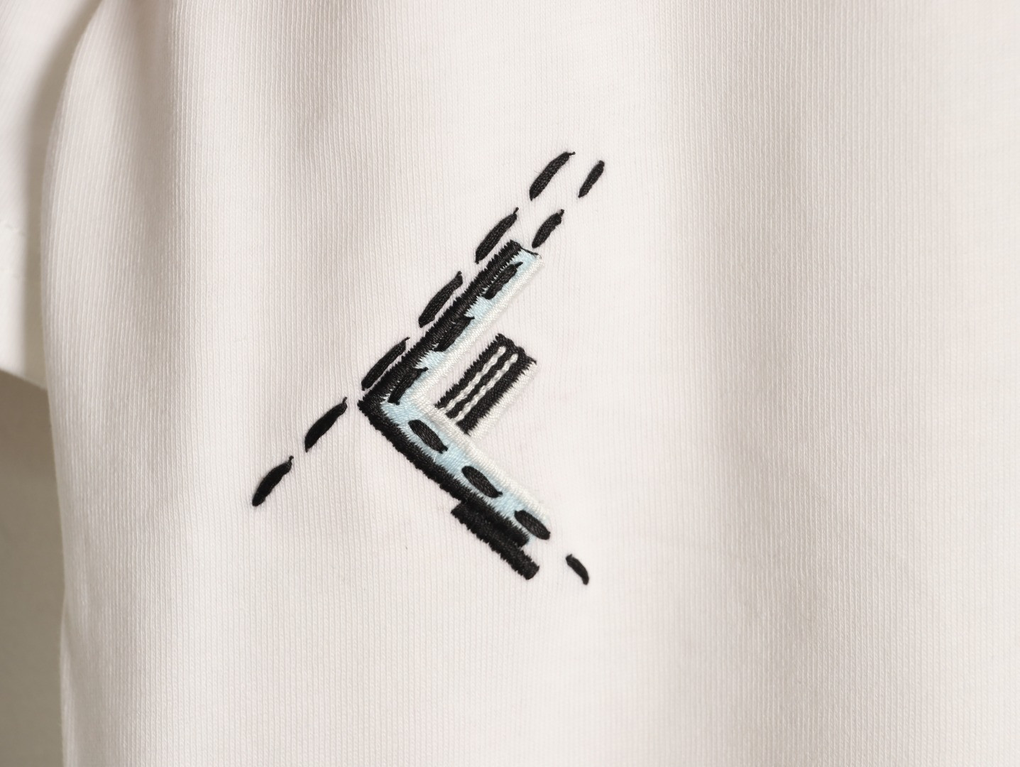 F**di 26ss Short-sleeved T-shirt