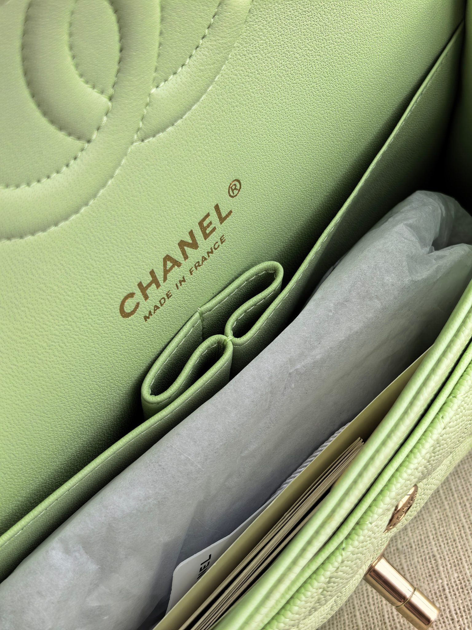 Ch**el Classic Flap Mint Green Bag with Light Gold Hardware A01112 15.5x25.5x6cm