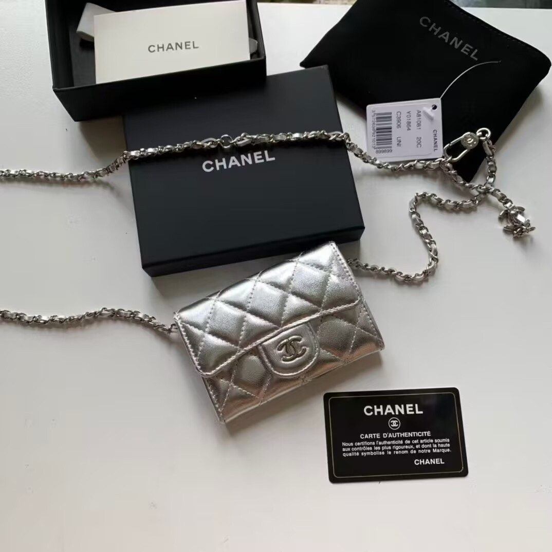 Ch**el Wallet on Chain 11x7.5x2cm