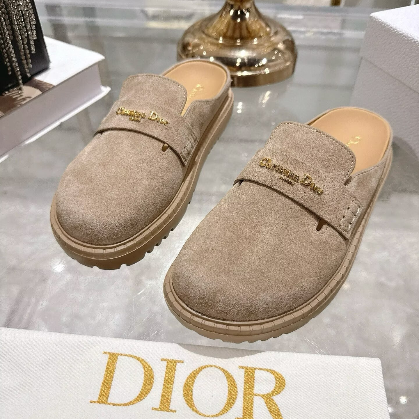 UA D10r Mule