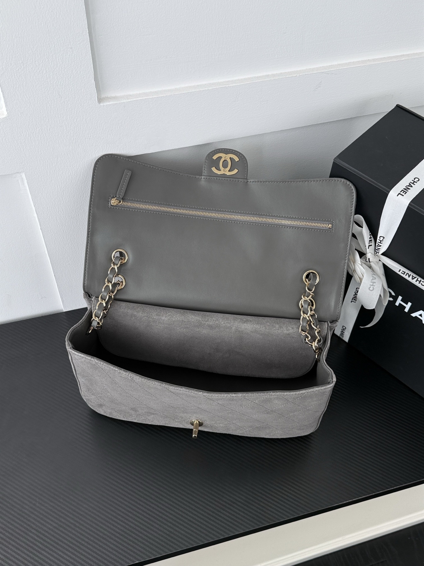 Ch**el Flap Bag AS6627 19.5x32x10cm