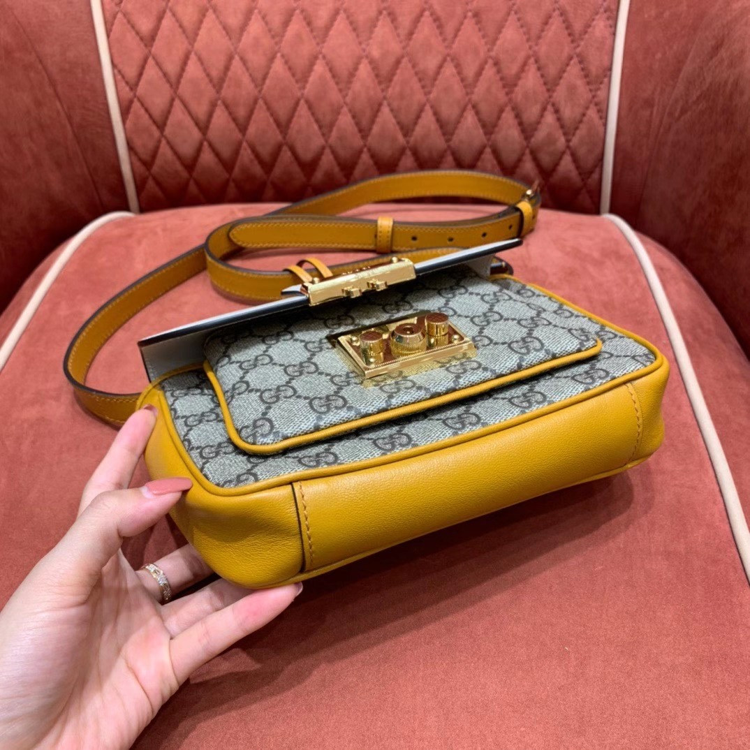 Gvc*1 Padlock series mini handbags