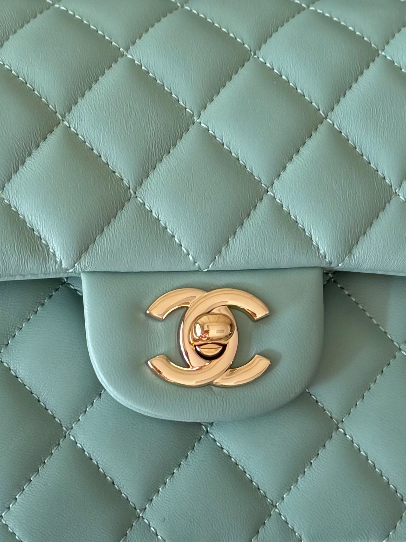 Ch**el Small Classic Bag 23x6.5x14cm