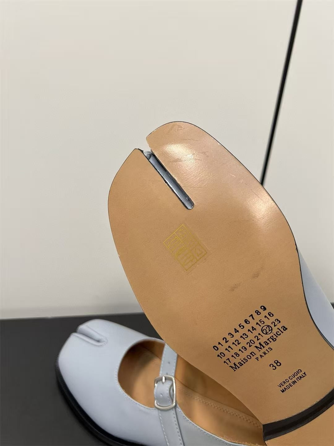 UA Ma1s0n Marg*e1a Mary Jane Shoes