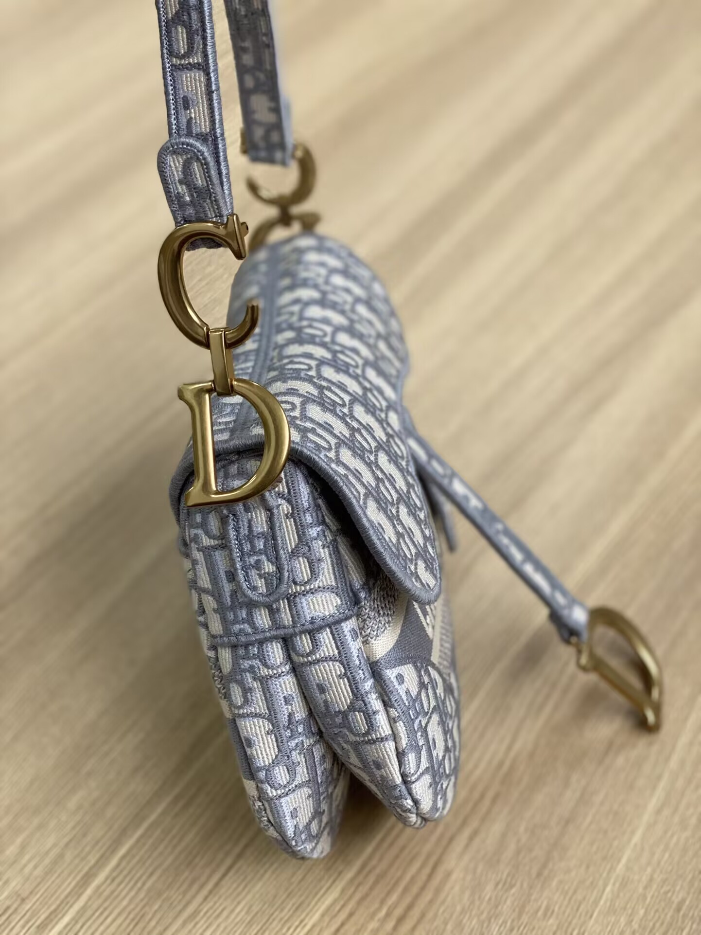 D10r Saddle Bag 25.5 x 20 x 6.5CM