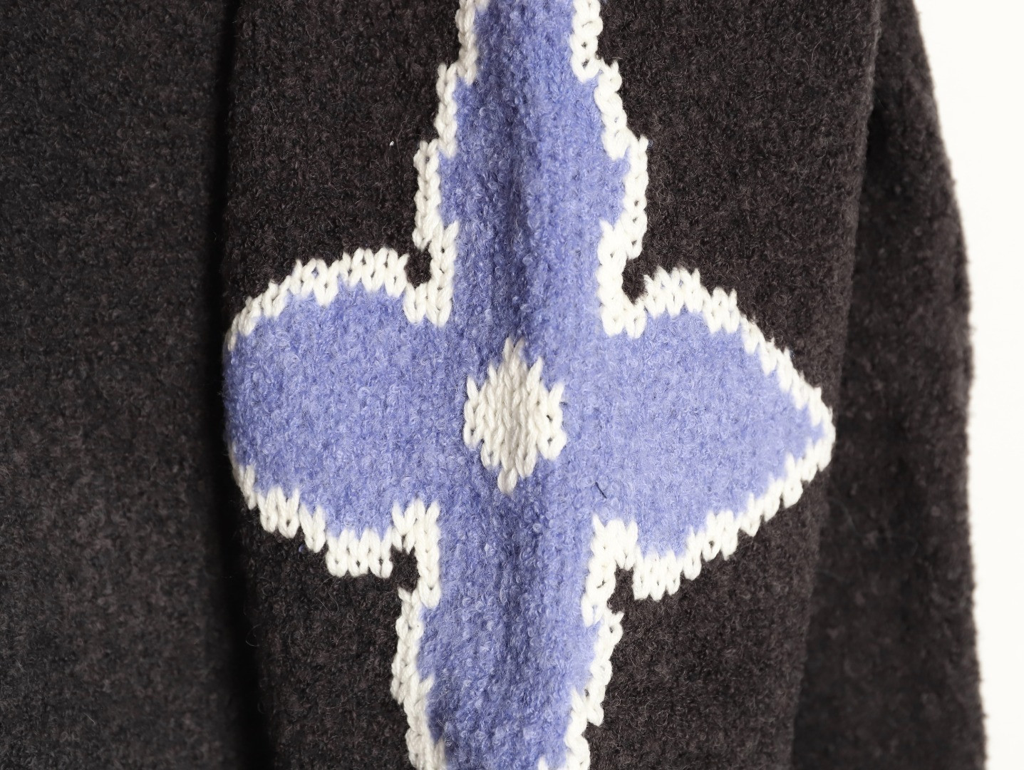 L0vis Vvtt0n LV 25SS Sweaters