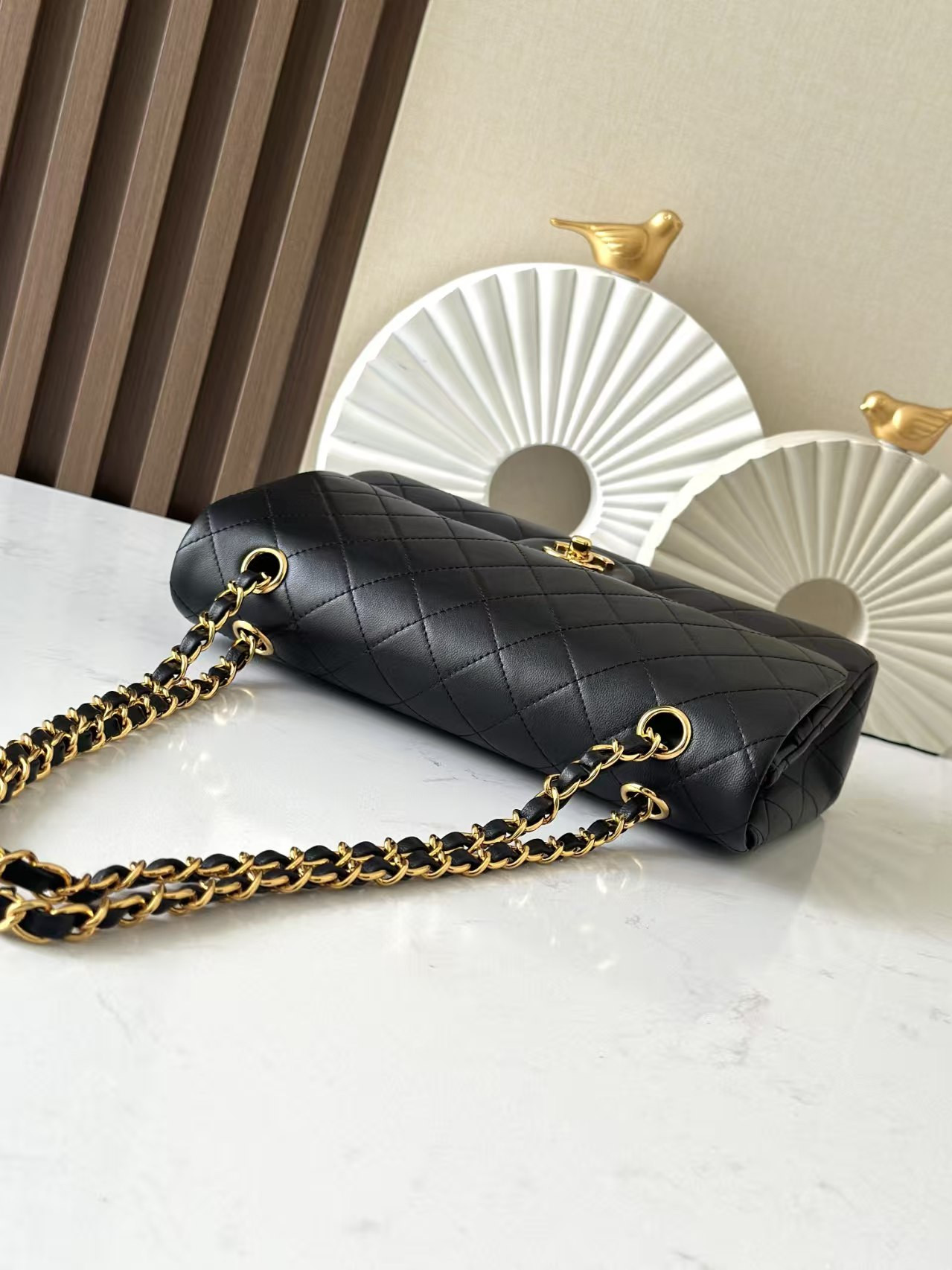 Ch**el Classic Flap Bag 15.5x25.5x6.5cm