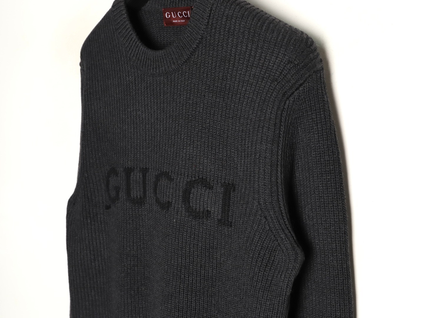 Gvc*1 25Fw Sweaters