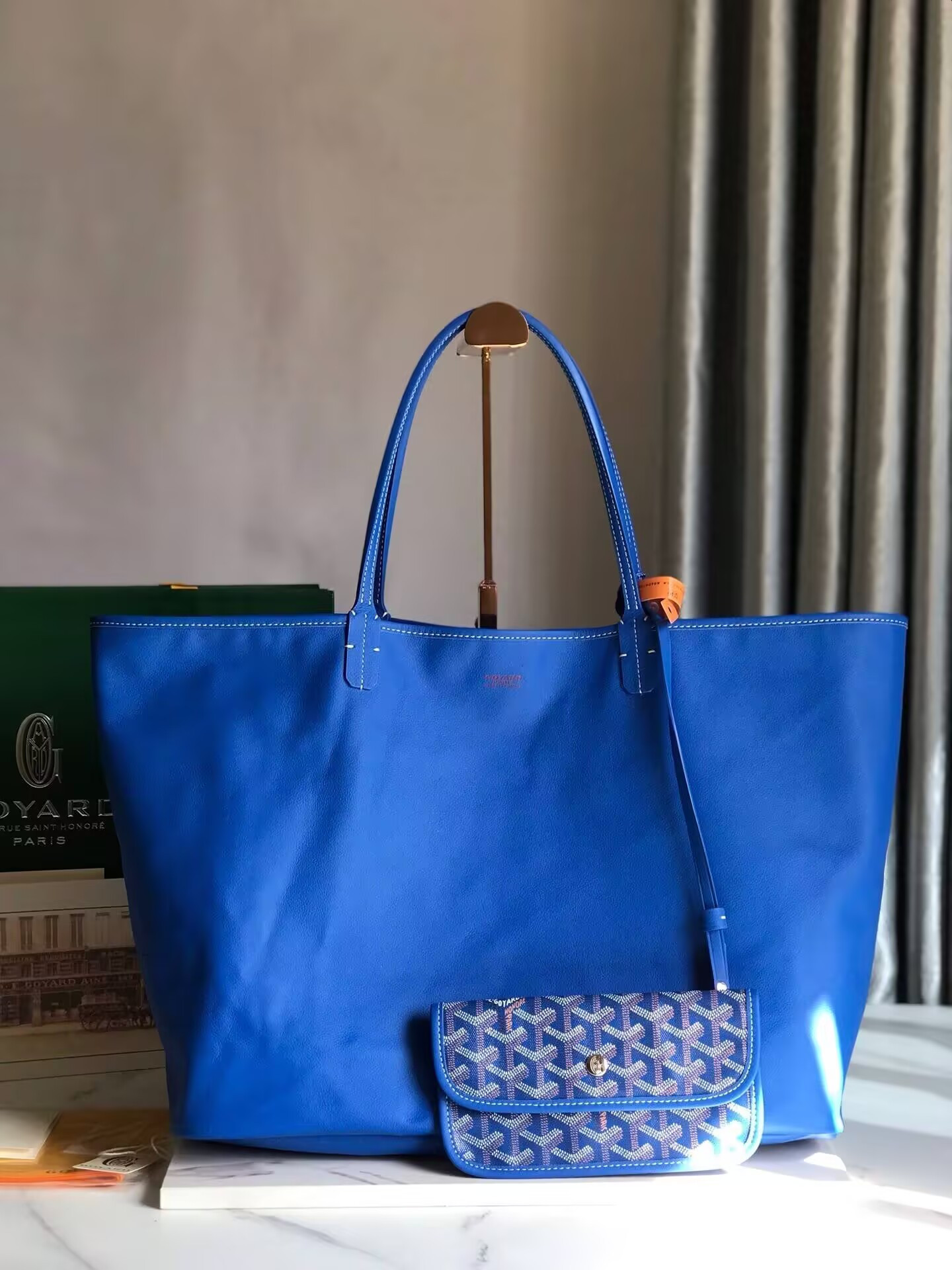 G09ard anjou gm bag 39x32x19cm