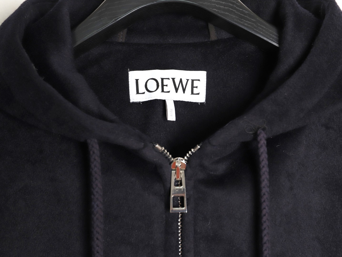 L0ew* Coats