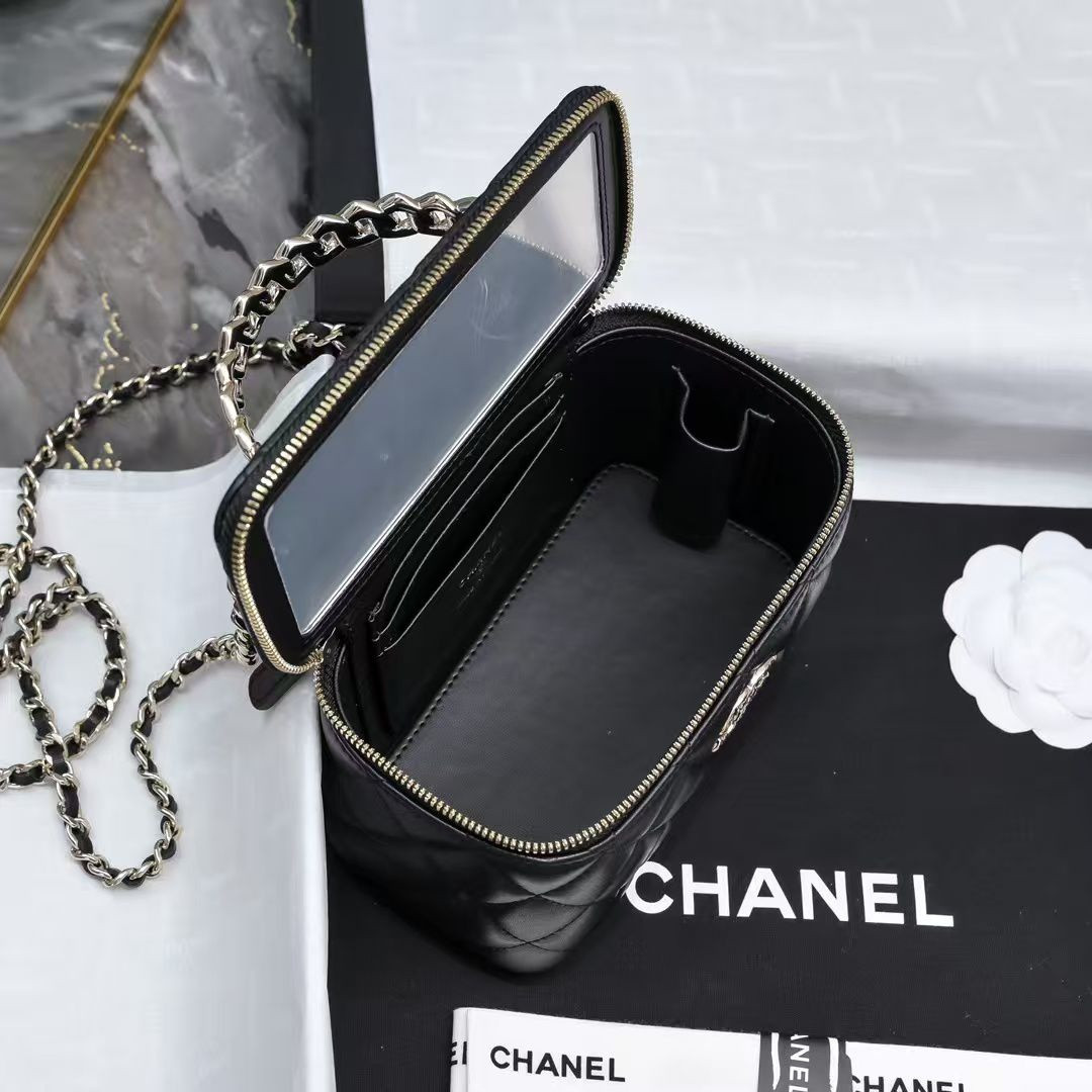 Ch**el Clutch With Chain 10x16x8cm
