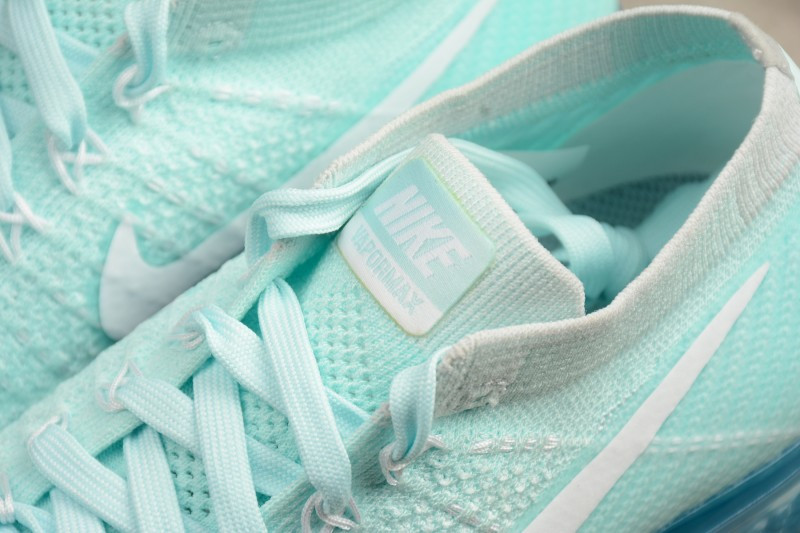 UA Nike Air Vapormax Flyknit Glacier Blue White Shoes