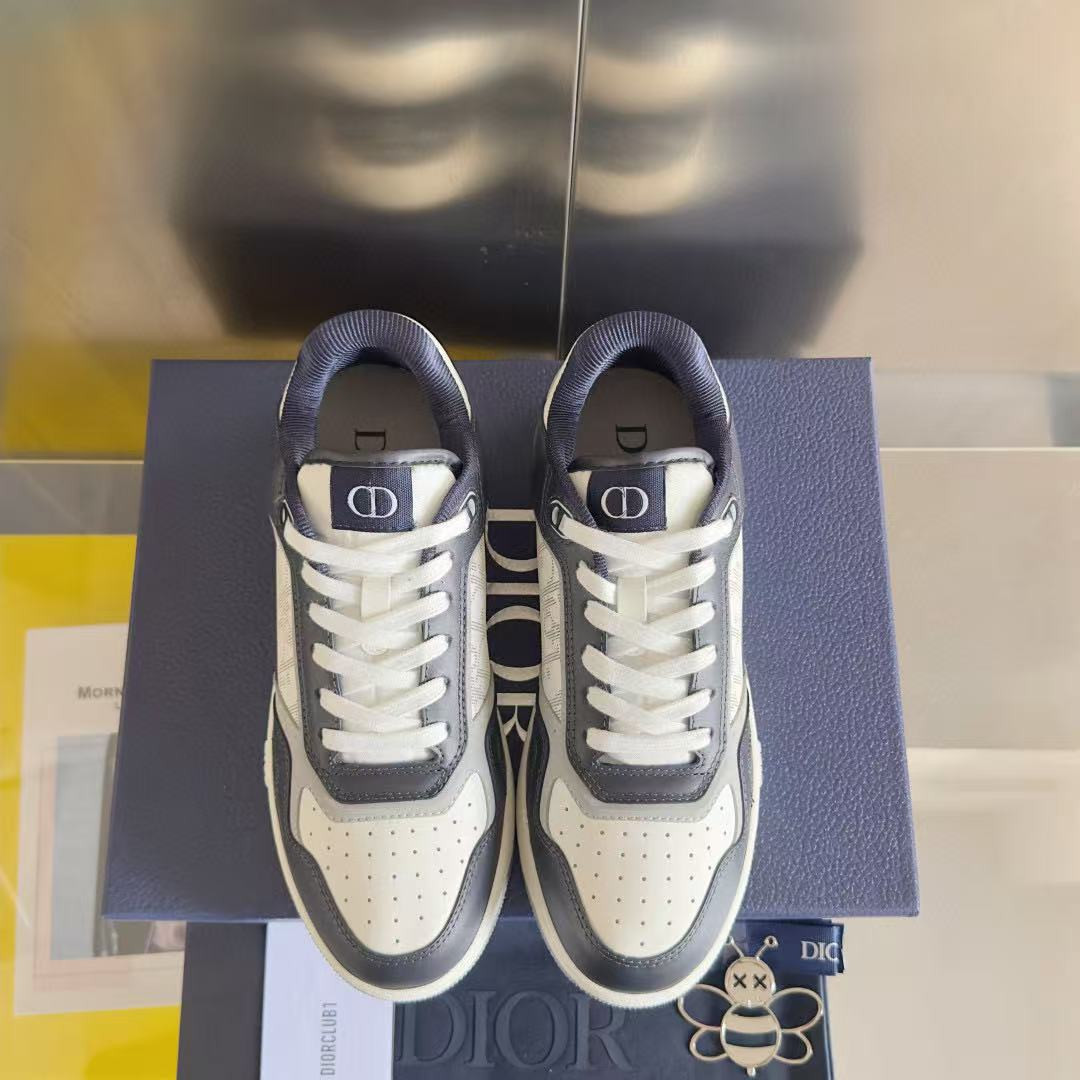 UA D10r B27 Sneaker