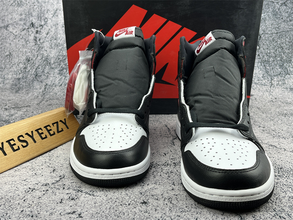 UA AIR JORDAN 1 RETRO HIGH OG "GYM RED"