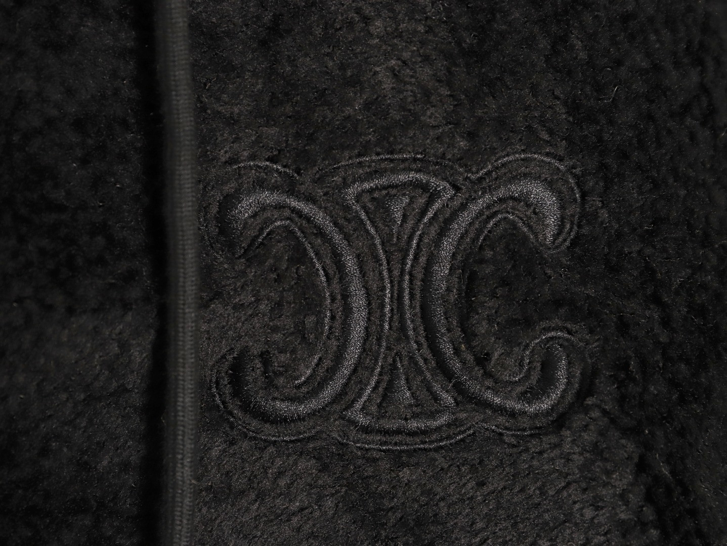 Ce1i*e Coats