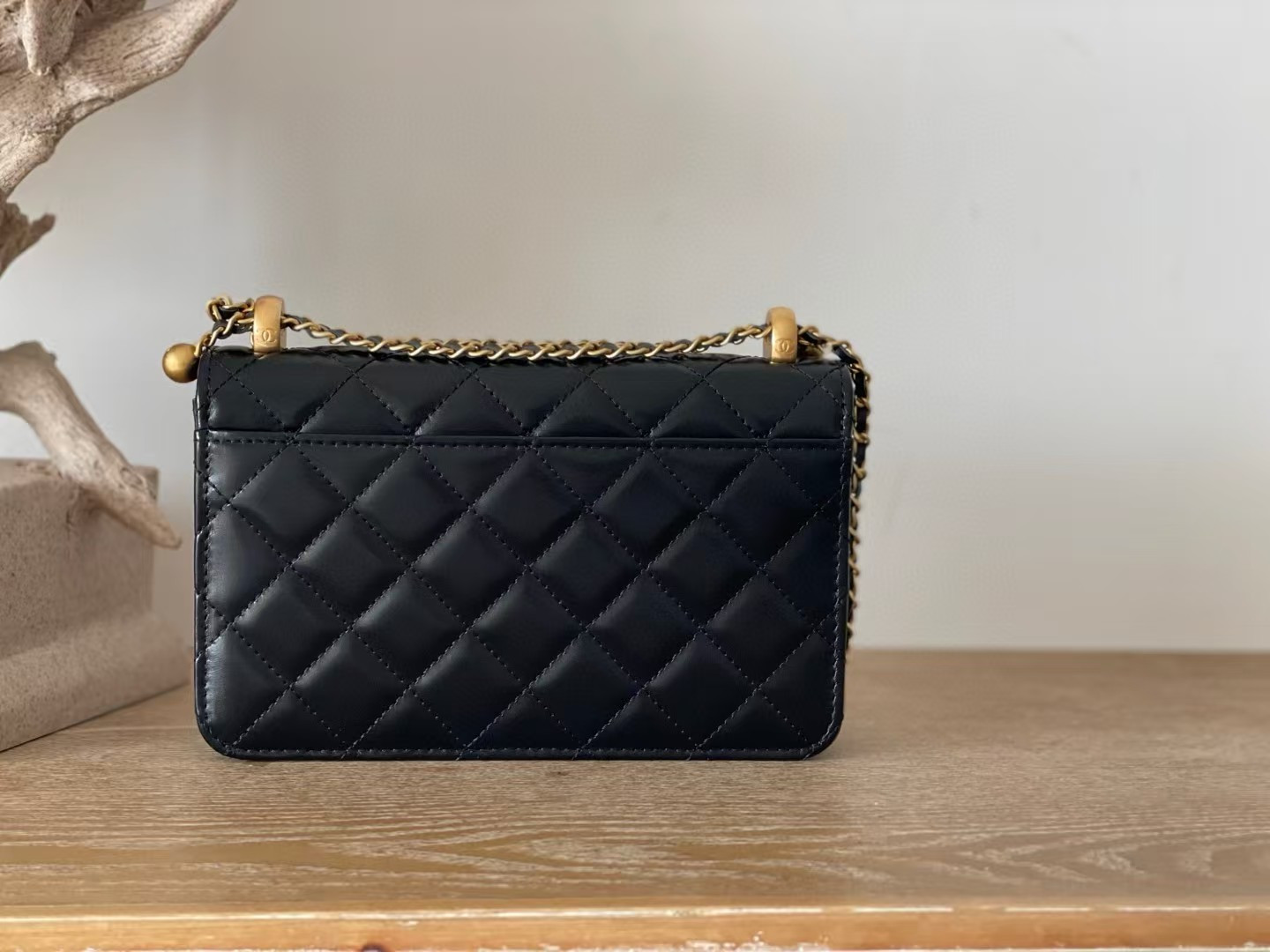 Ch**el Wallet on Chain AP2289 12x19x3.5cm