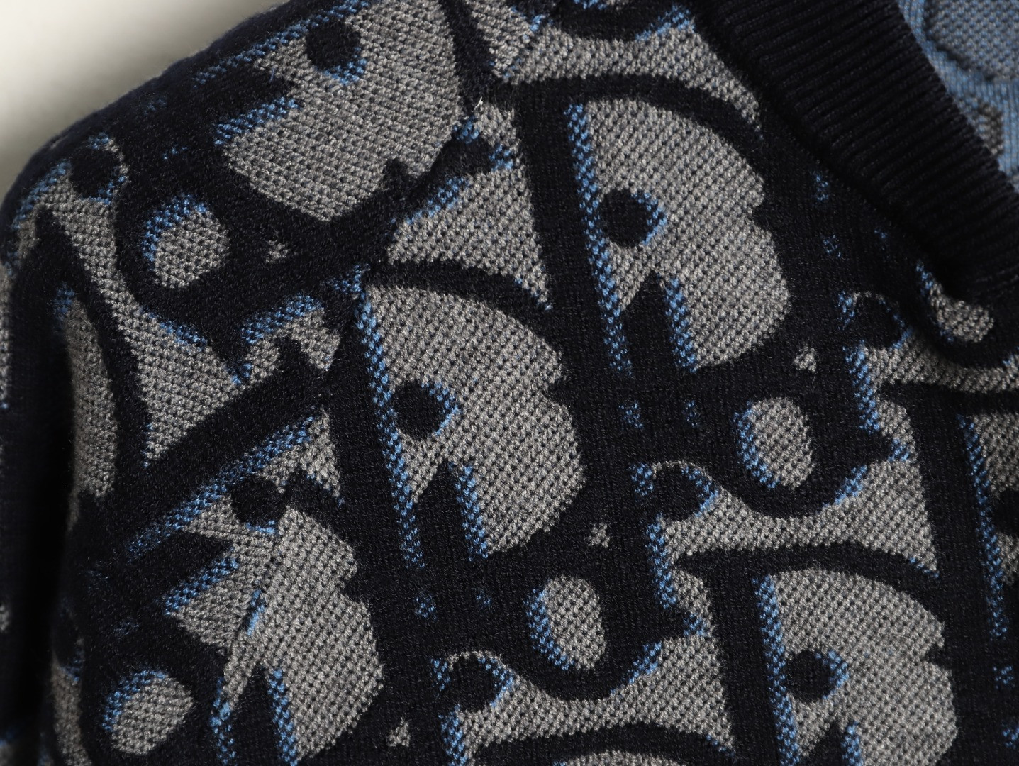 D10r Knitting Coats