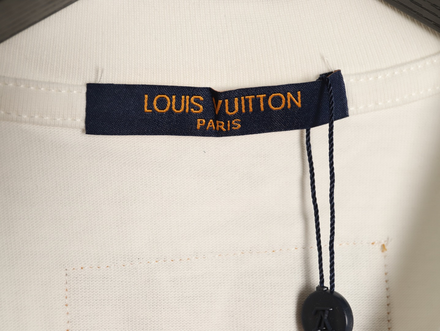 L0vis Vvtt0n Long-sleeved T-shirt