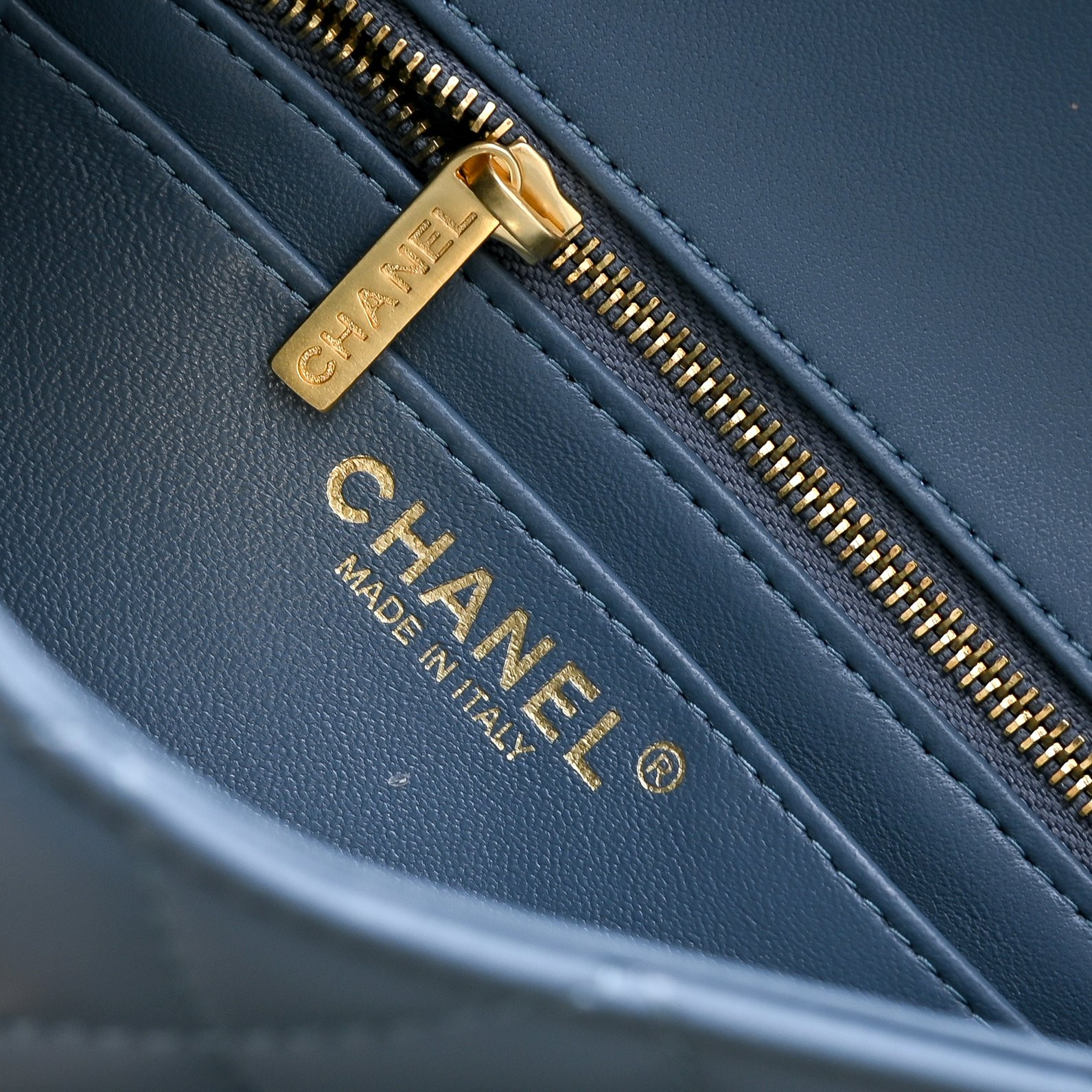 Ch**el Flap Bag Misty Blue AS1787 20x13x7cm