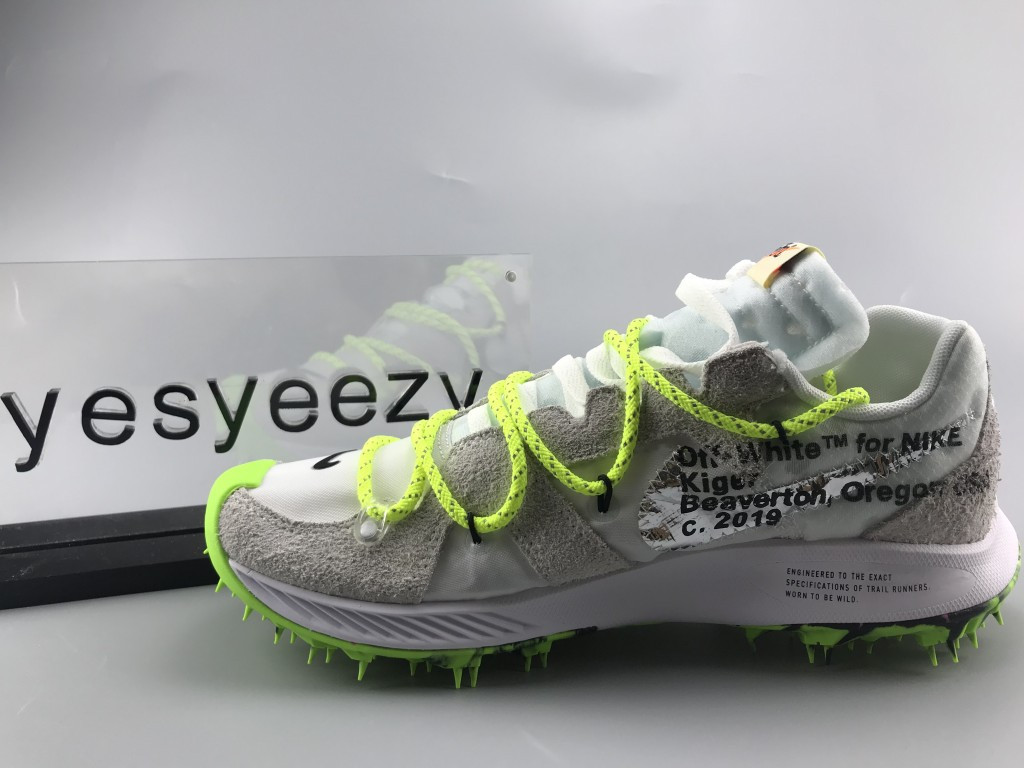 UA NIKE WMNS AIR ZOOM TERRA KIGER 5 / OW "OFF WHITE"