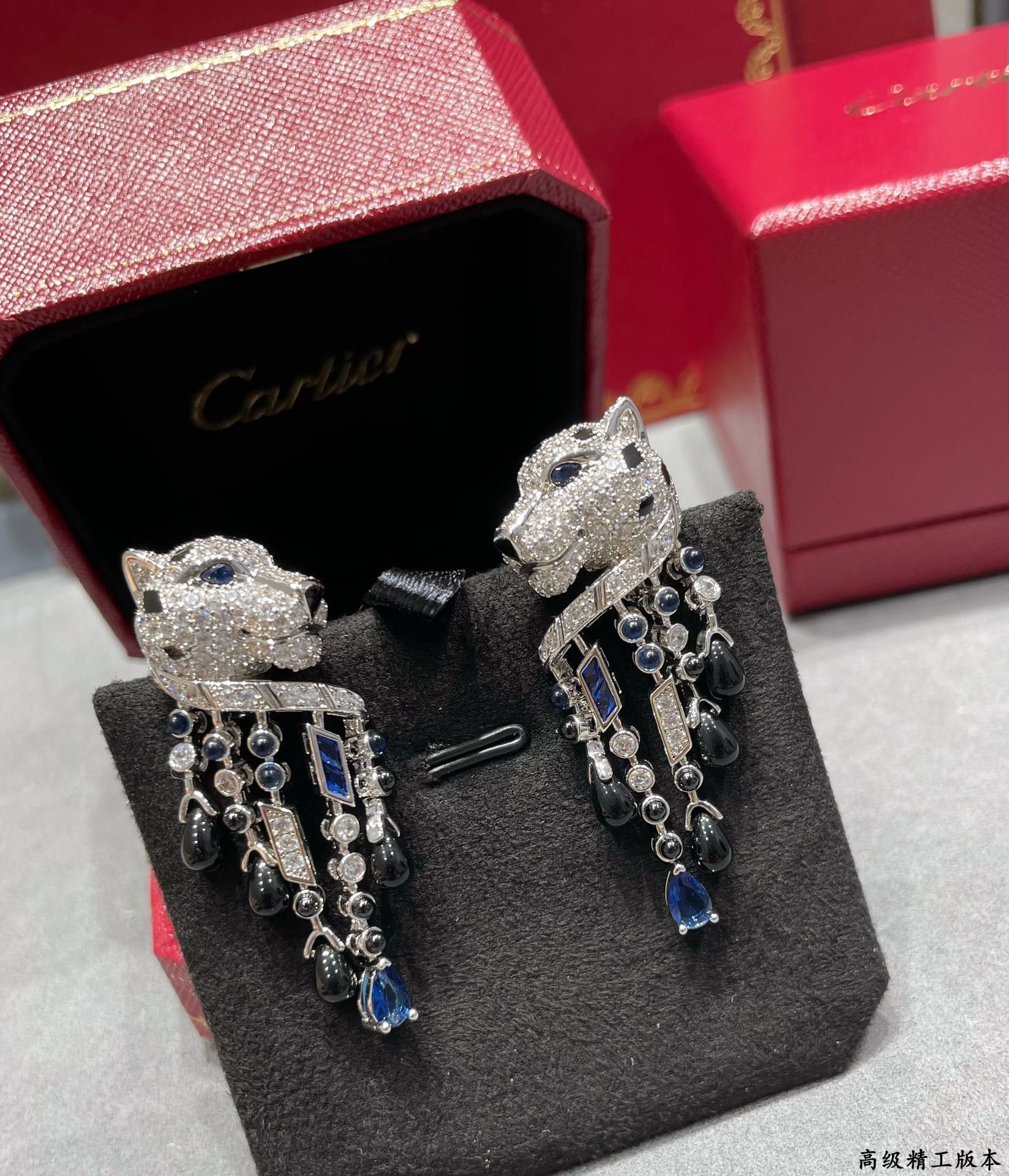 Ca*t1er Black Onyx Blue D1am0nd Leopard Earrings