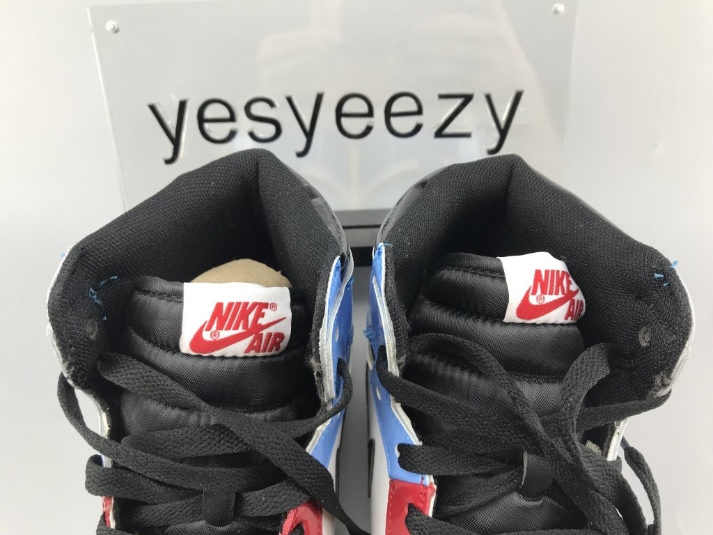 UA AIR JORDAN 1 RETRO HIGH OG 