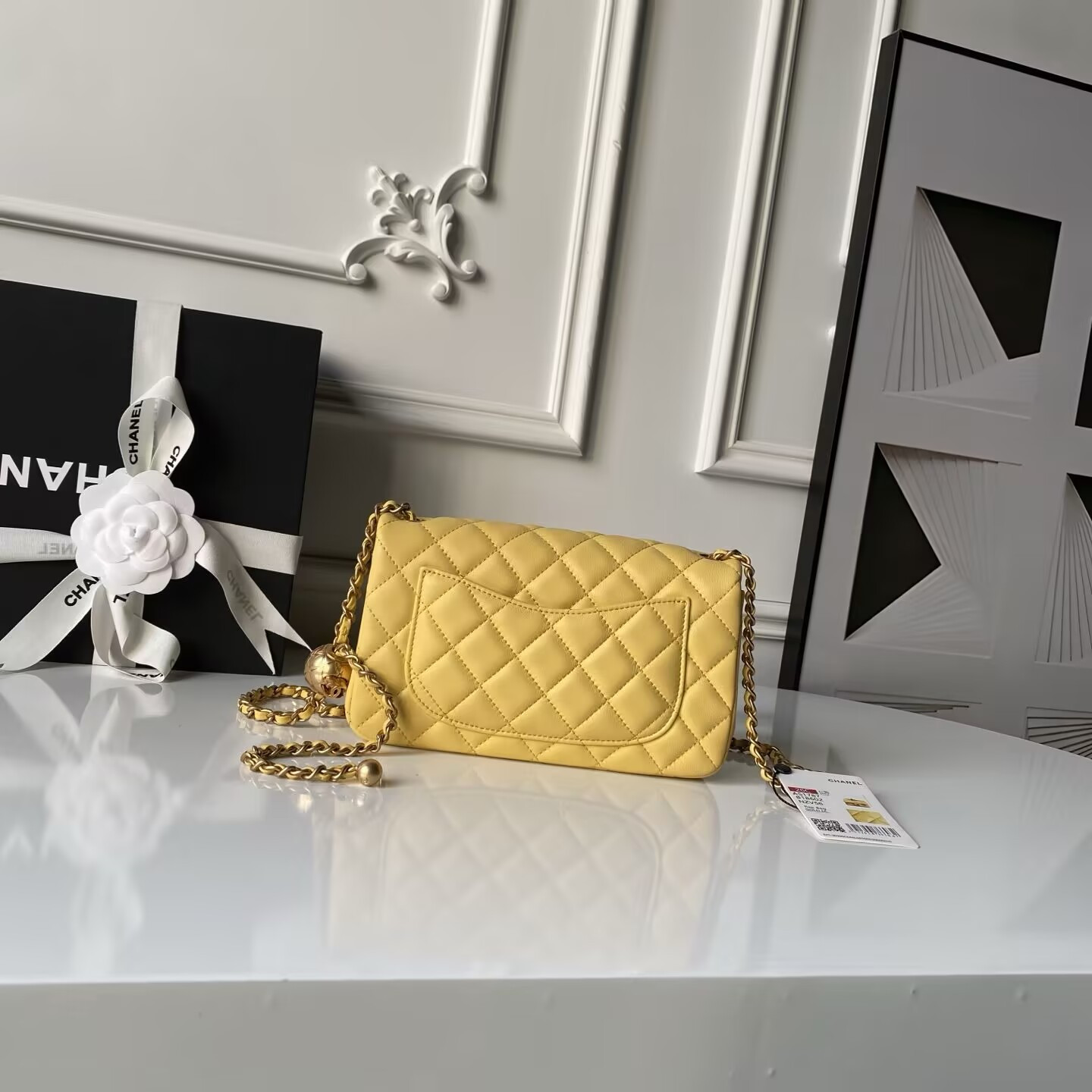 Ch**el MINI FLAP BAG 12×20×6 cm