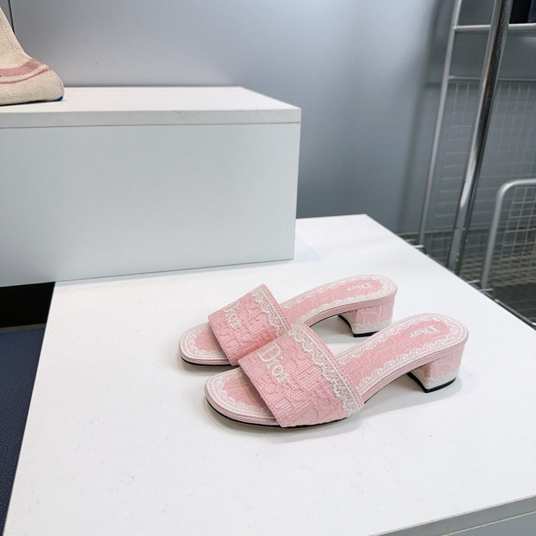 UA D10ramour D10r Dentelle Heeled Slide