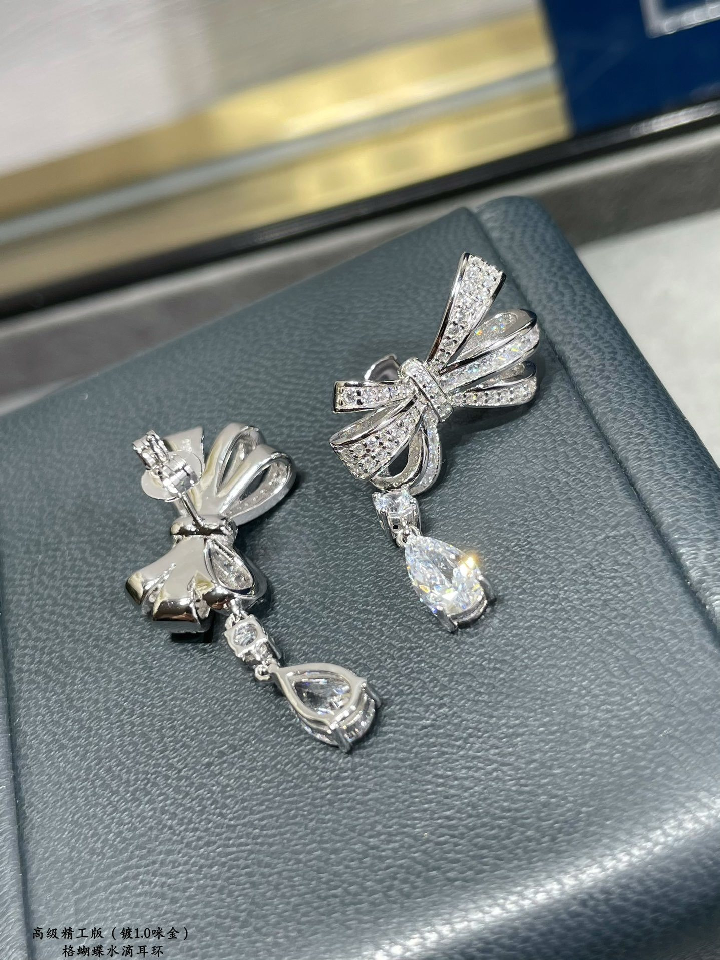Graff D1am0nd-encrusted Butterfly Stud Earrings Ag925