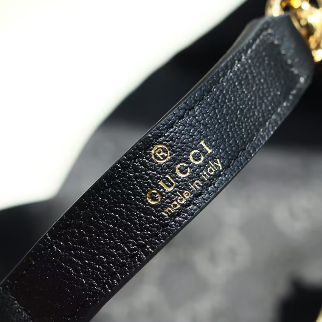 Gvc*1 Brera Medium Crossbody Bag 33x27x15cm