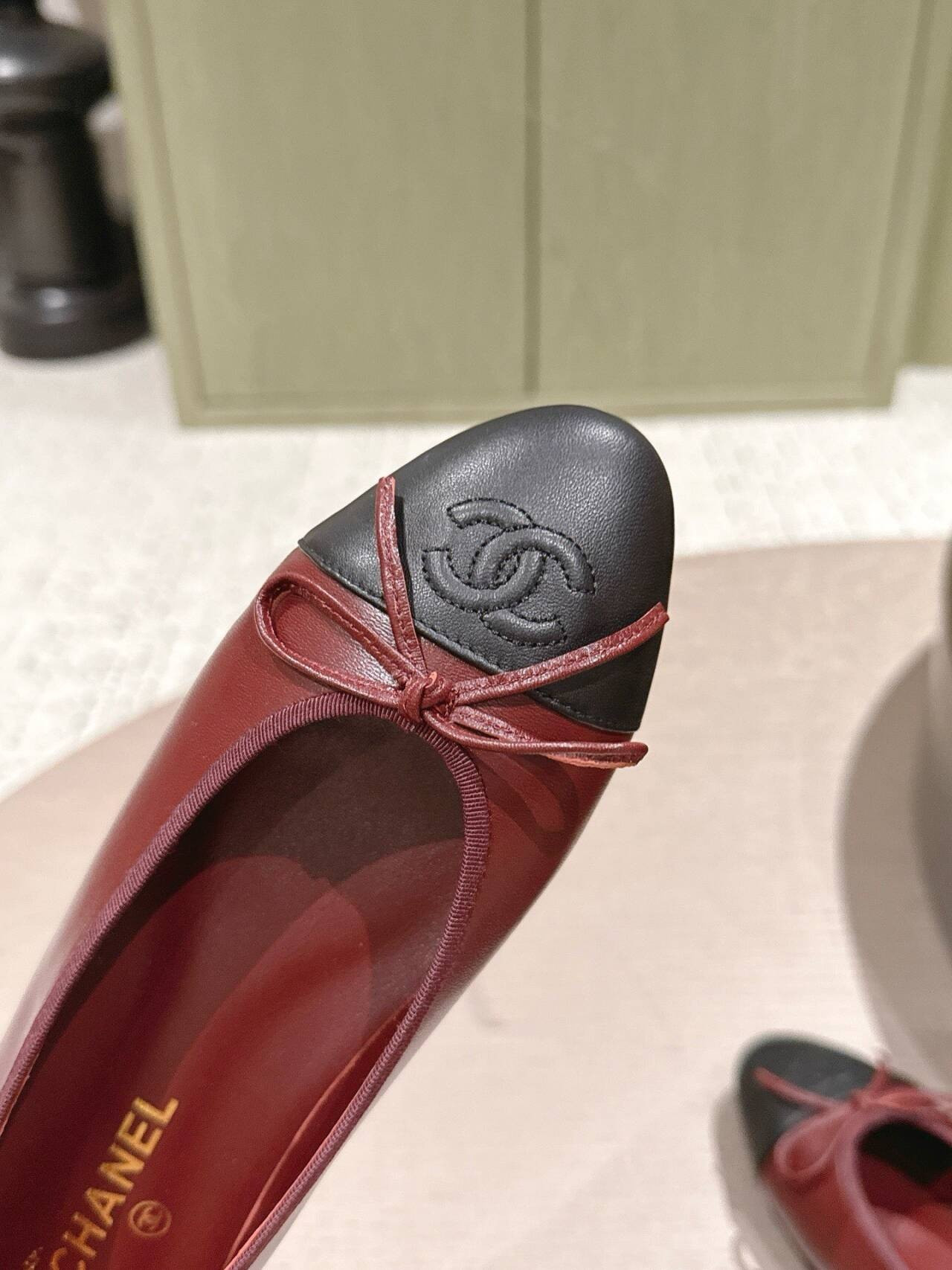 UA Ch**el Ballet Flats Pointed Toe