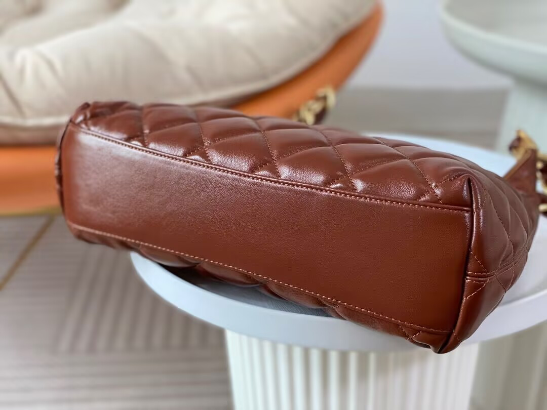 Ch**el Hobo Bag   30×28×11cm
