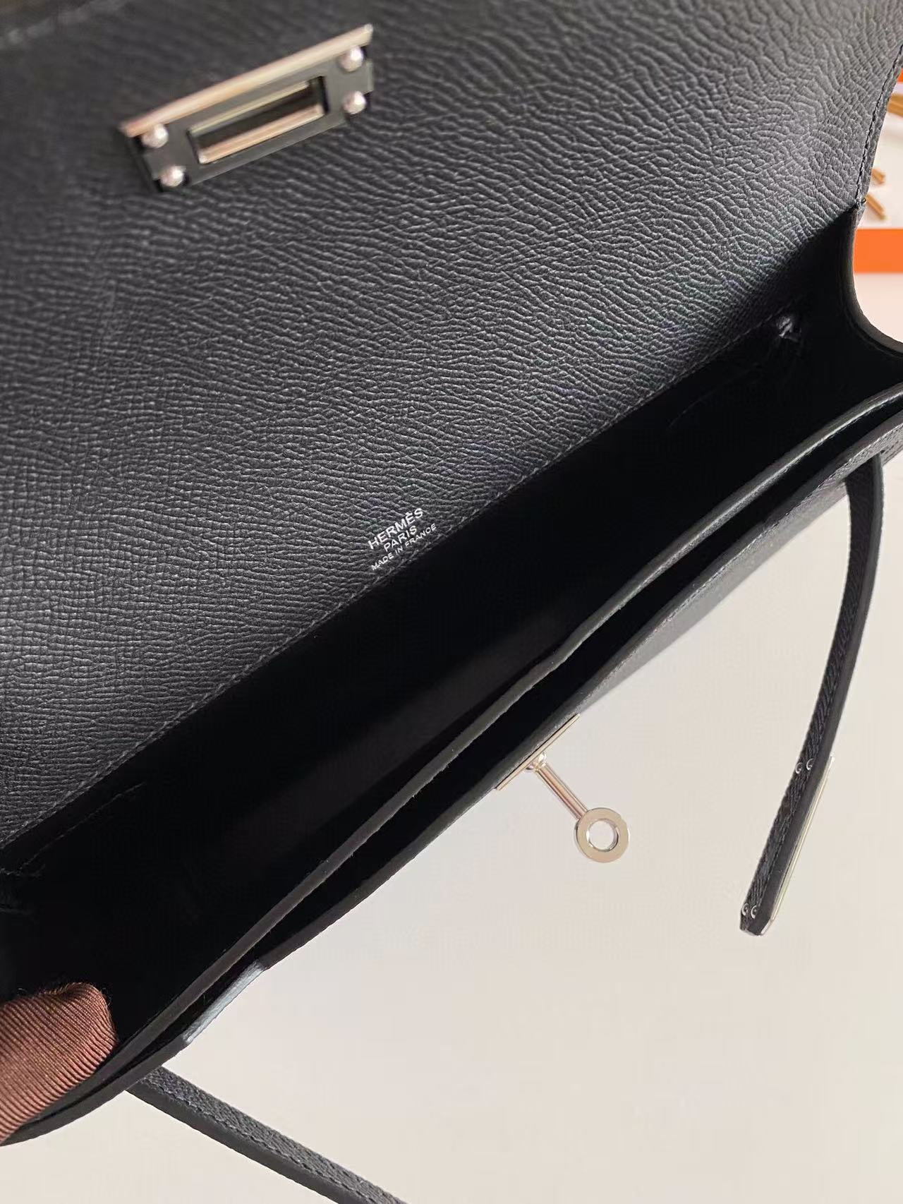 H**me5 Kelly Depeches epsom 25cm
