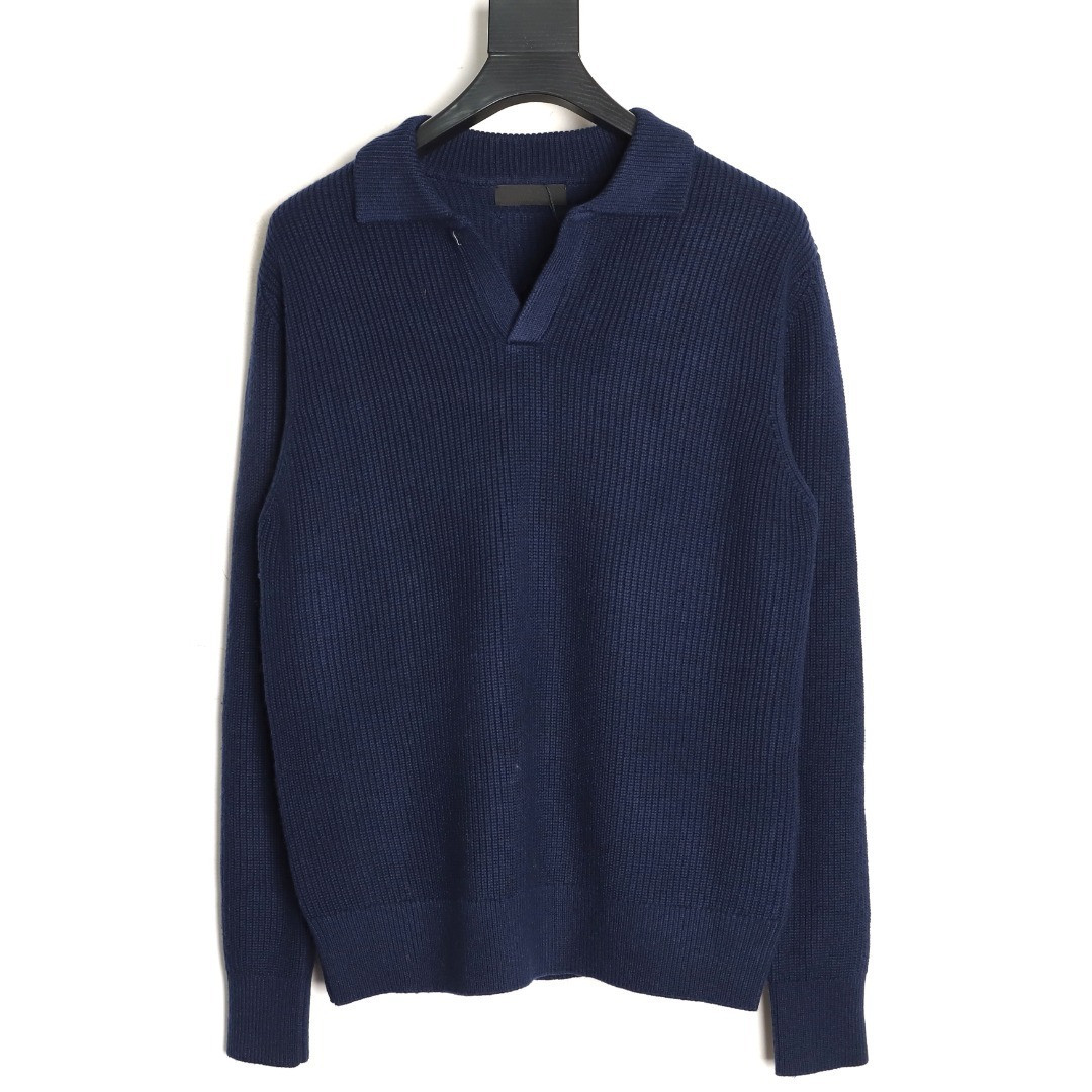 Pra*a Knitting Sweaters