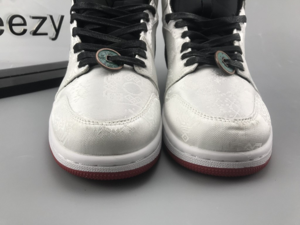 UA  AIR JORDAN 1 MID SE FEARLESS EDISON CHEN CLOT