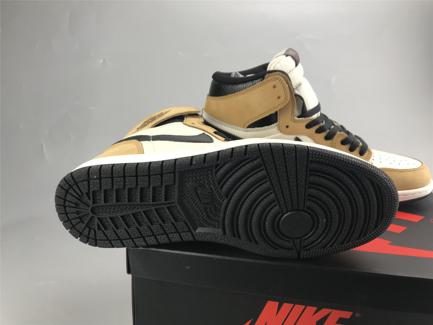 UA AIR JORDAN 1 RETRO HIGH OG "ROOKIE OF THE YEAR"