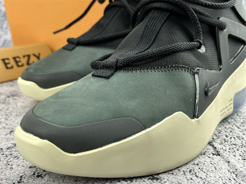 UA NIKE AIR FEAR OF GOD 1 